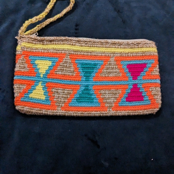 New Colombian wrist purse - Picture 2 of 2